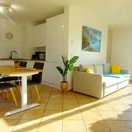 Apartament T2 De 56M2 - Geneve A 5 Min- Parking Prive Gratuit Saint-Julien-en-Genevois Zewnętrze zdjęcie